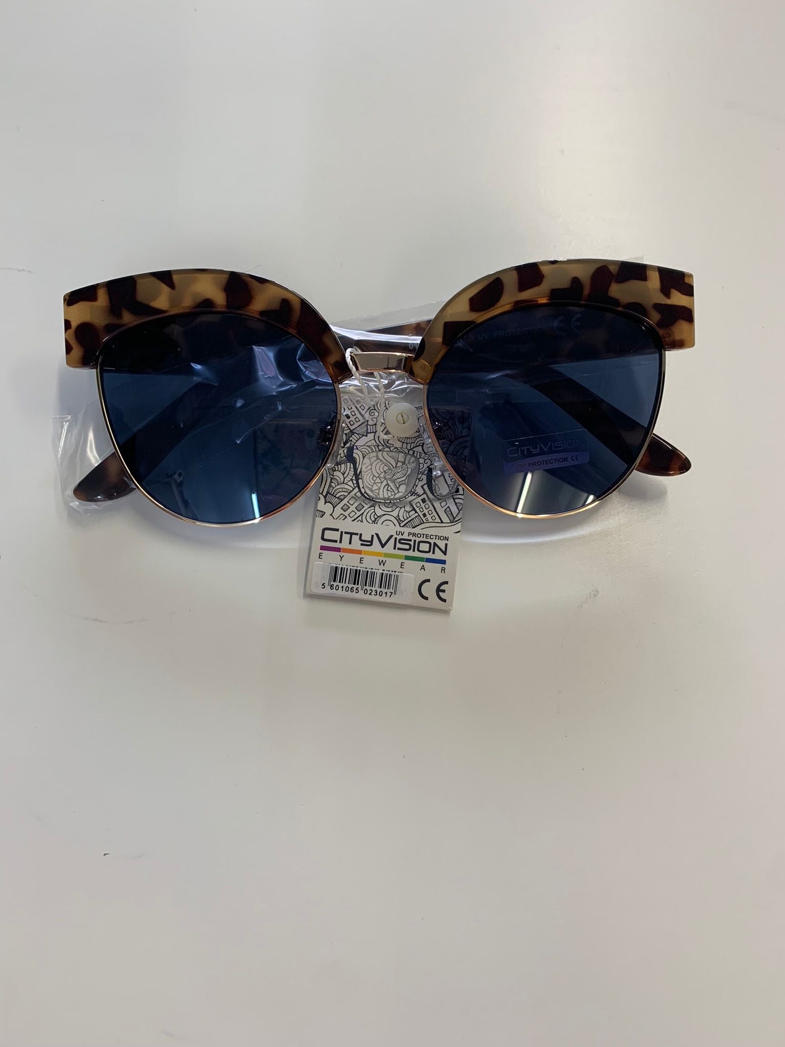 High brow toutoise shell sunglasses