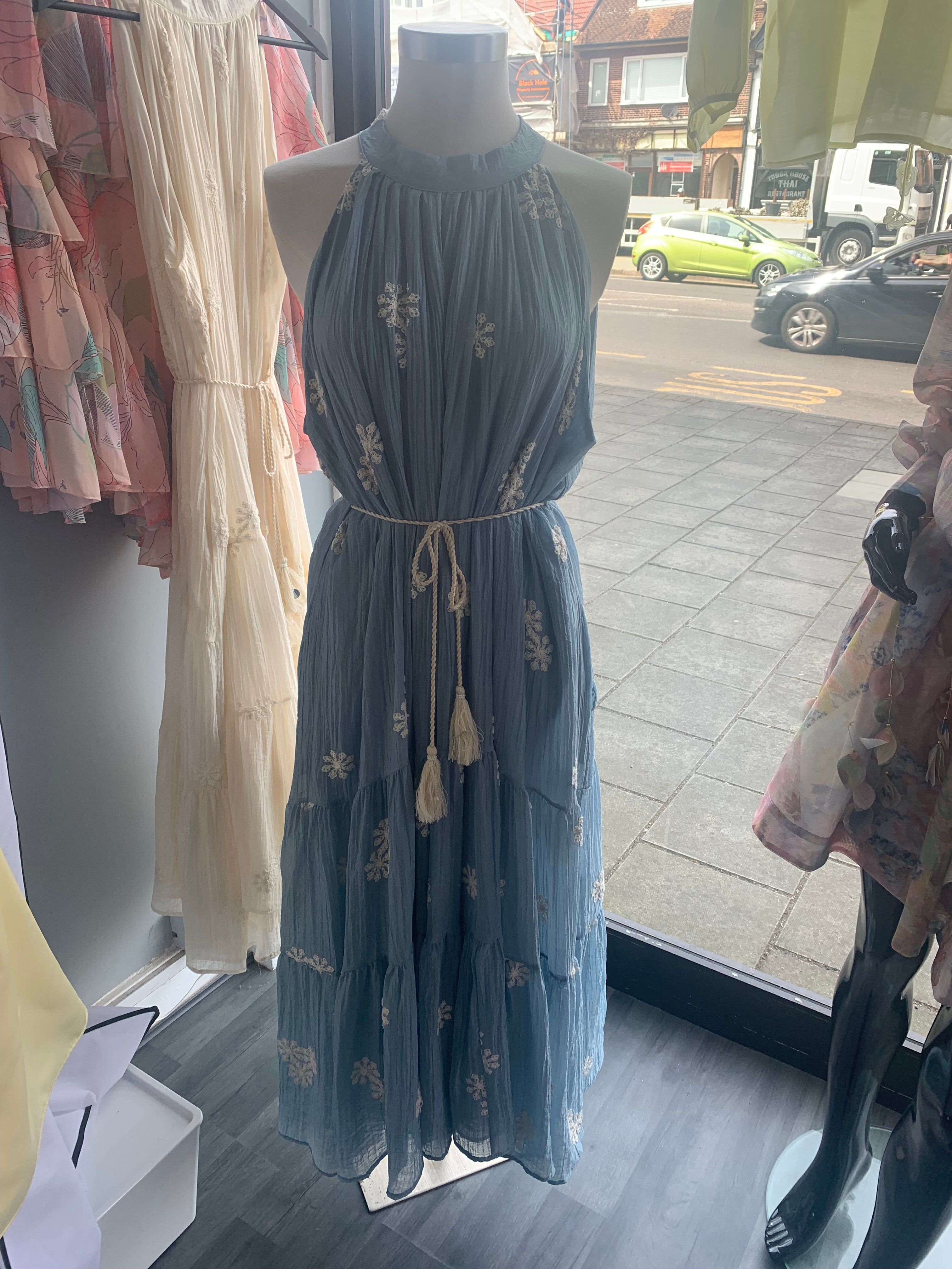 Halter neck flower crochet maxi dress