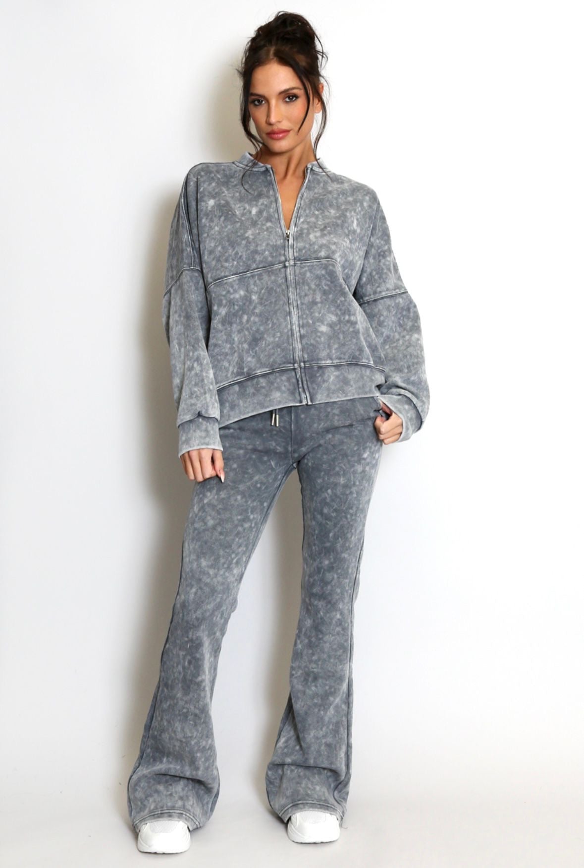 Acid wash fitted flared trousers