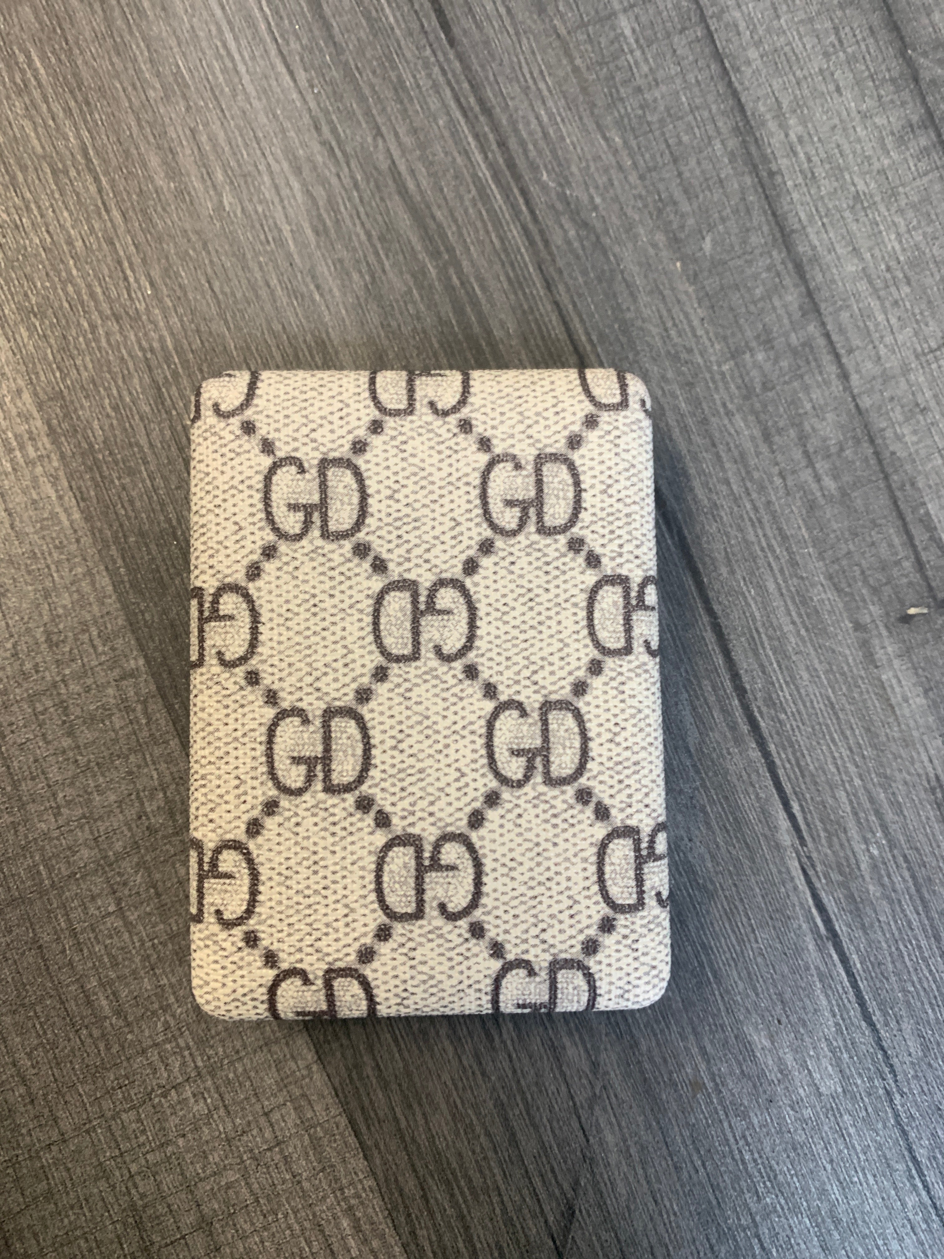 Compact mirror