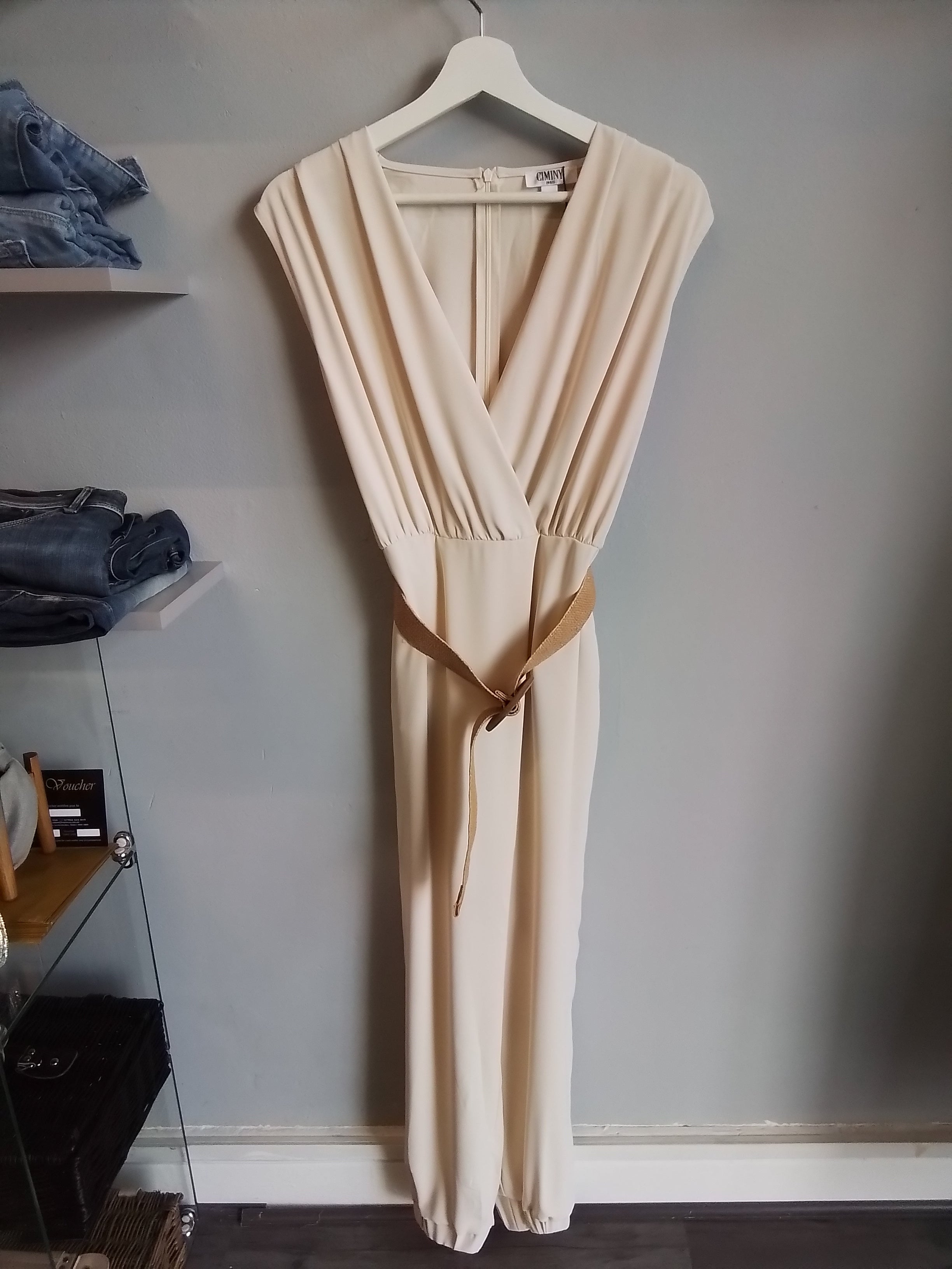 Sleeveless jumpsuit