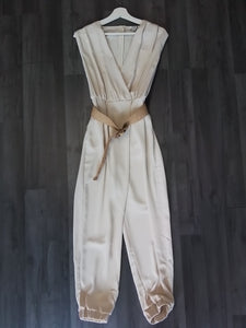 Sleeveless jumpsuit