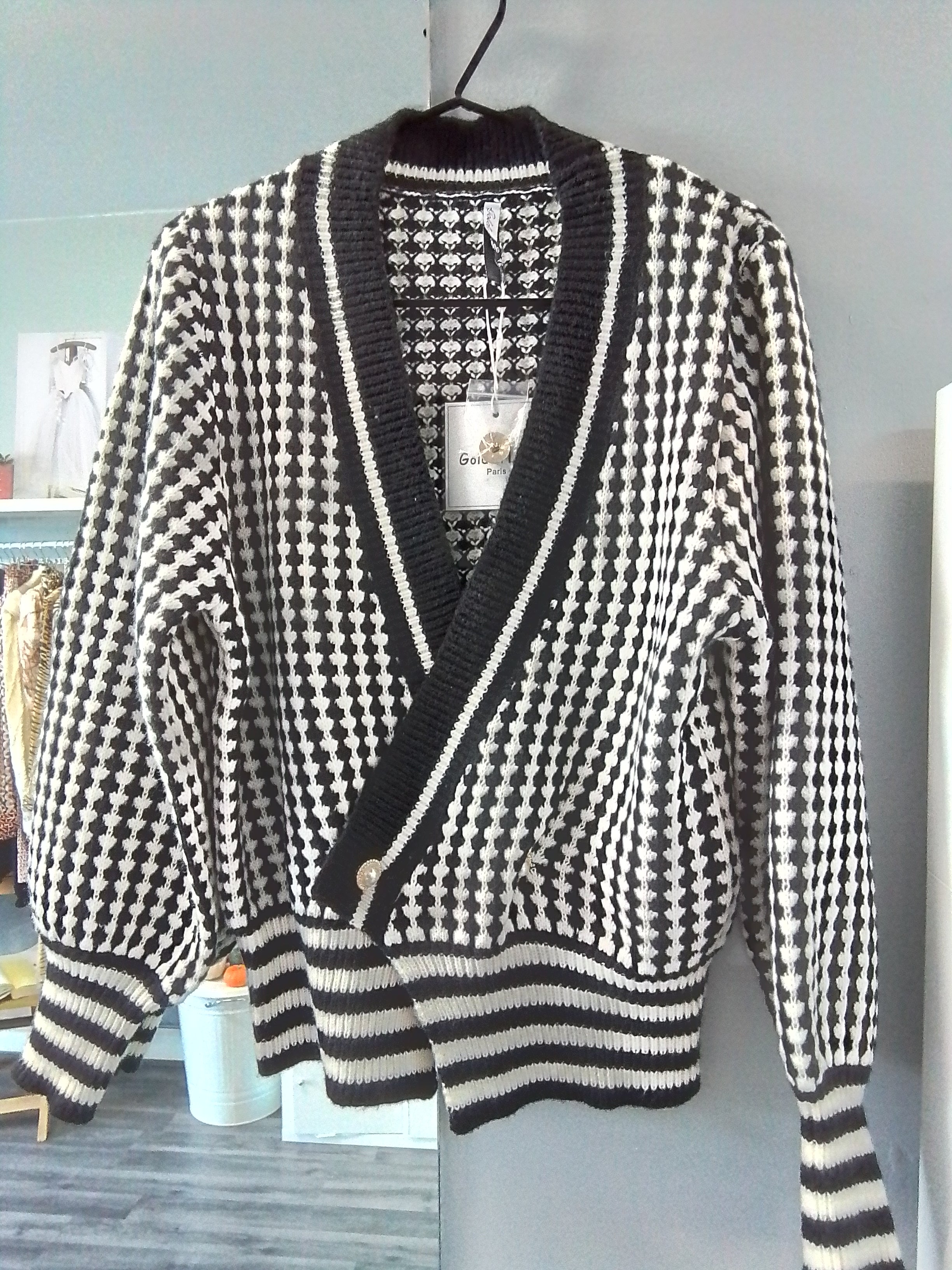 Checked knit cardigan