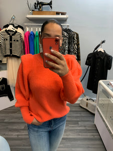 Jumper with puff shoulders